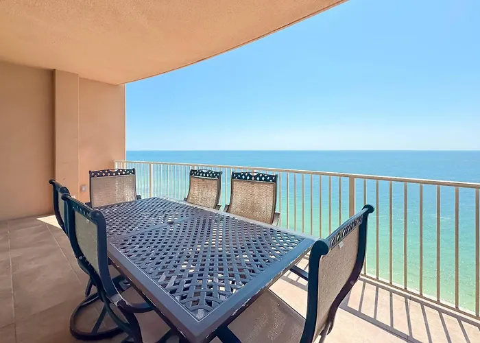 Phoenix 2102 Gulf Shores